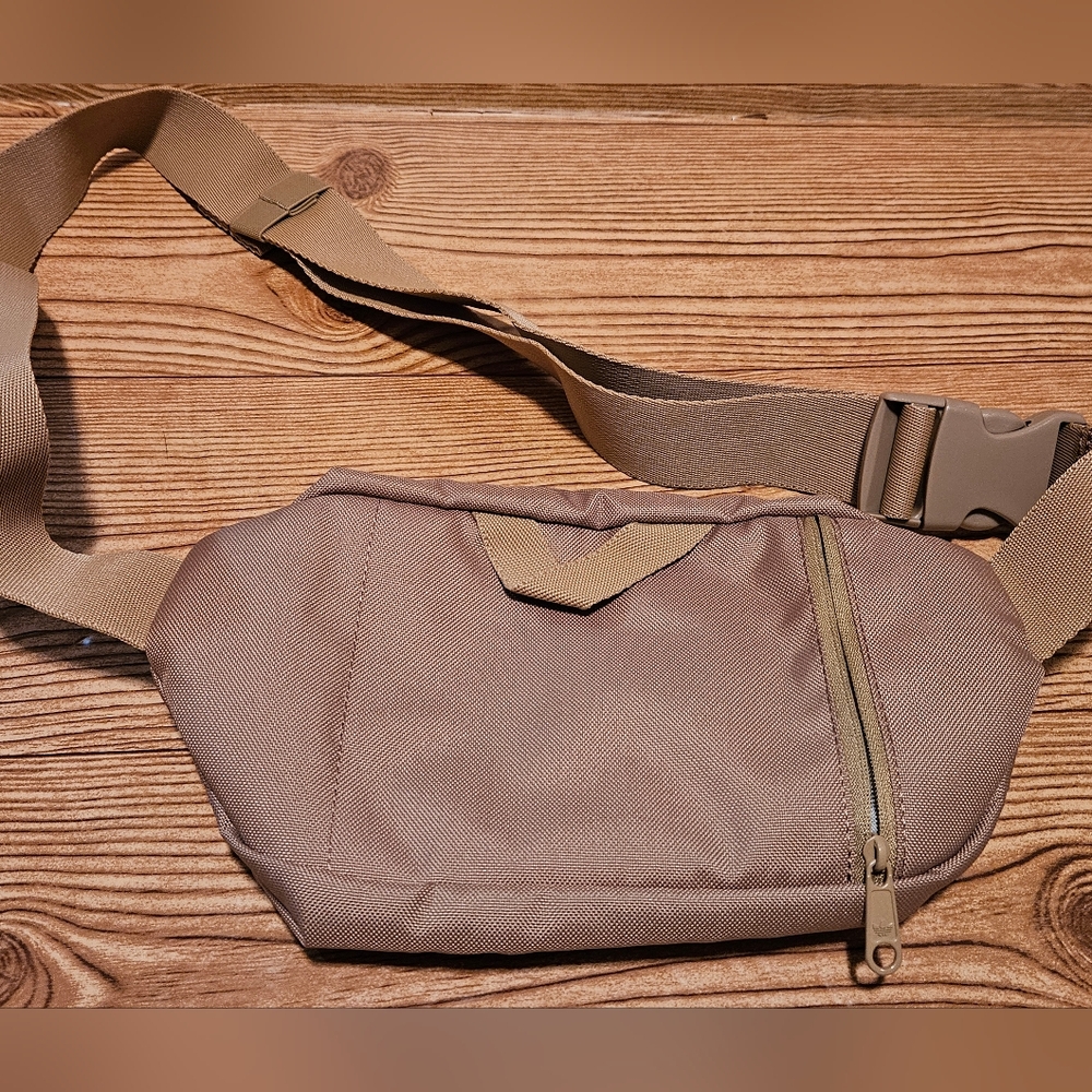 adidas Originals For All Waist Pack Crossbody Fanny Pack Travel - Picture 4 of 10